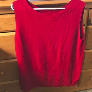 Red sweater top. 18/20.